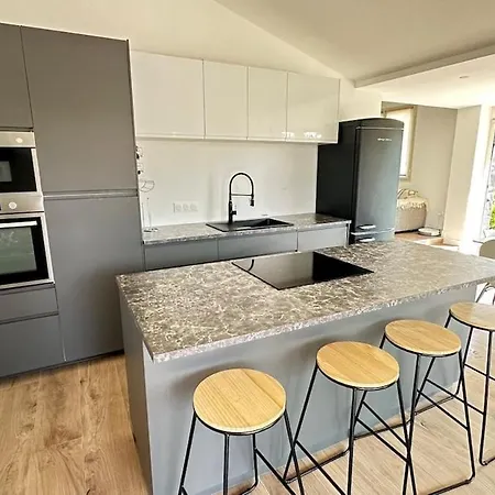 Maison 2 Avec Jacuzzi Et Piscine Σπίτι διακοπών *