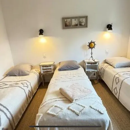 Σπίτι διακοπών Maison 2 Avec Jacuzzi Et Piscine *
